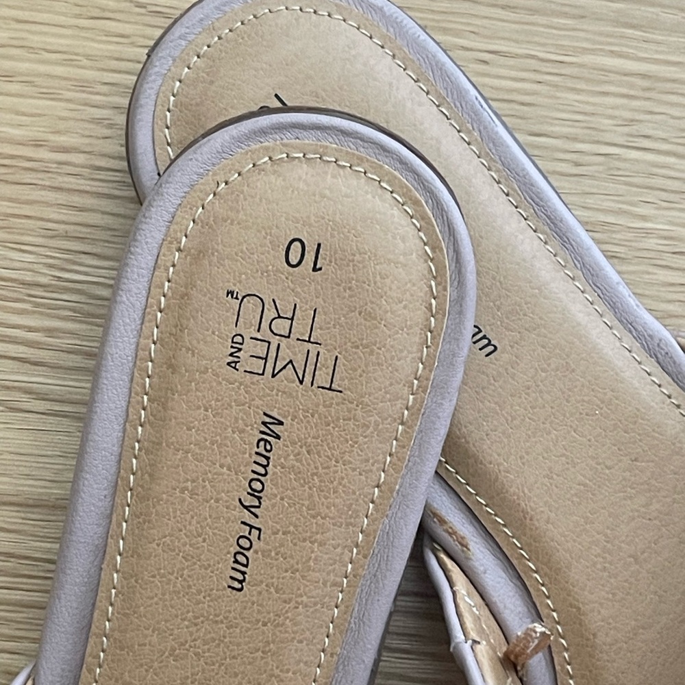 Time And Tru Memory Foam Flats In Great Condition… - image 7